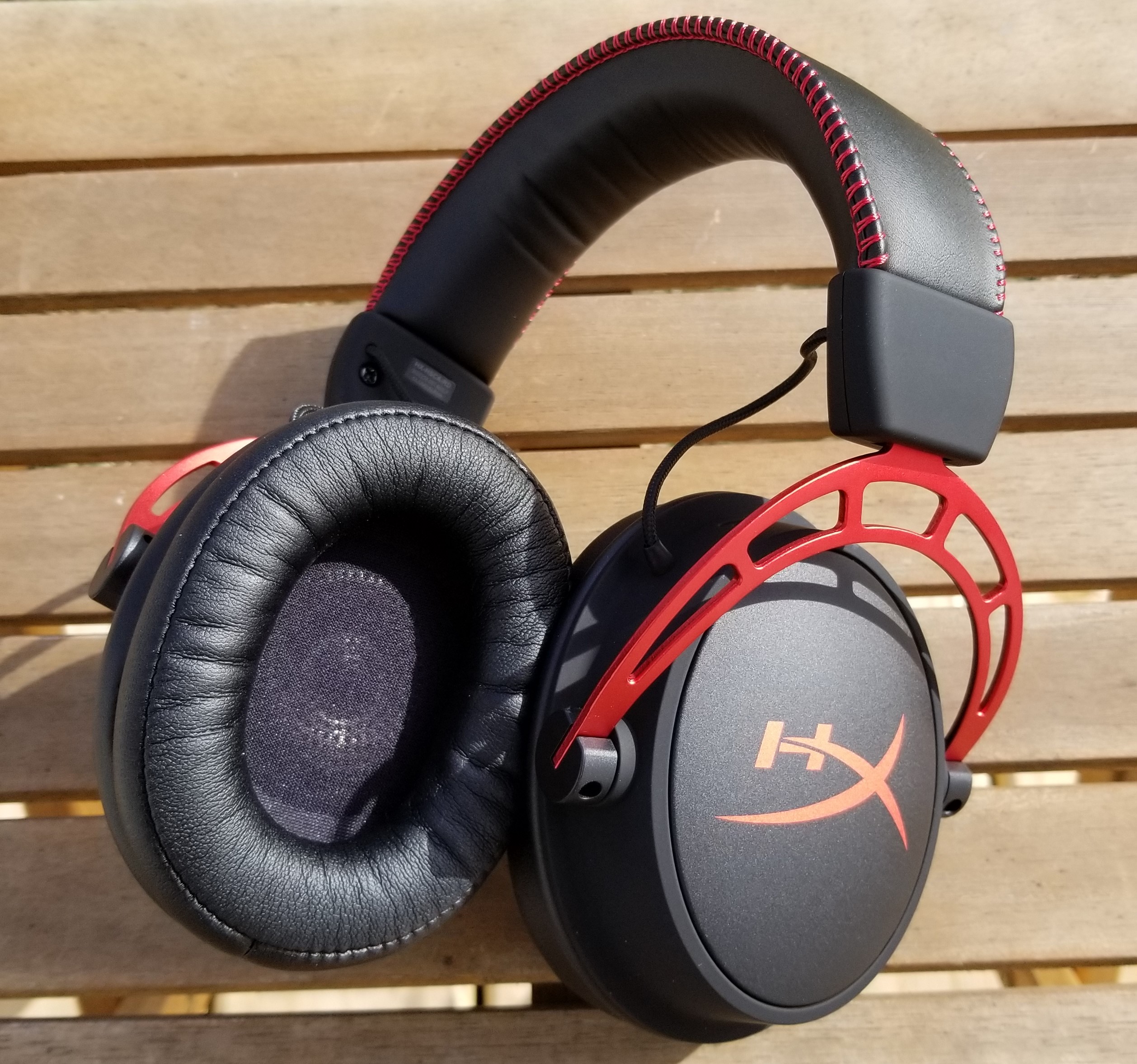 A Passionate Gamers Headset – A Kingston HyperX Cloud Alpha Headset ...